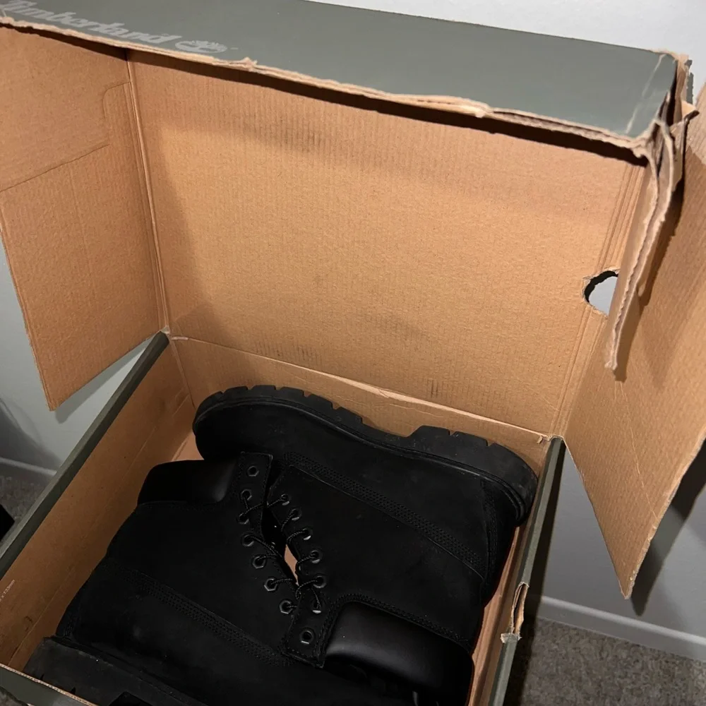 Black Timberland Boots